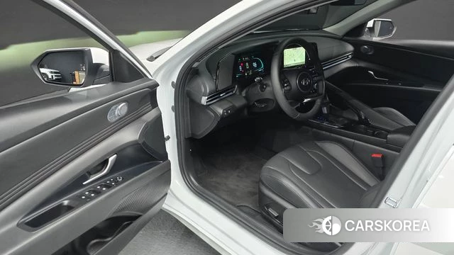Hyundai The New Avante (CN7) id 4380828 из Кореи 32
