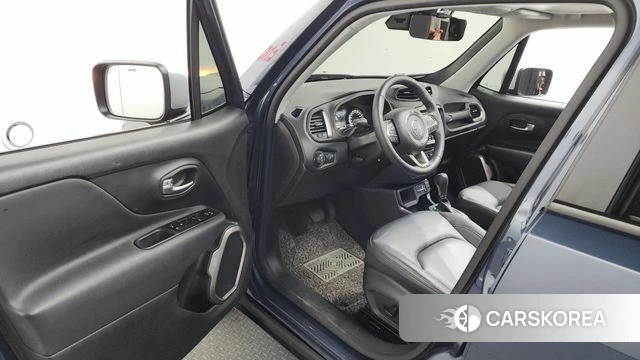Jeep Renegade id 4585248 из Кореи 35