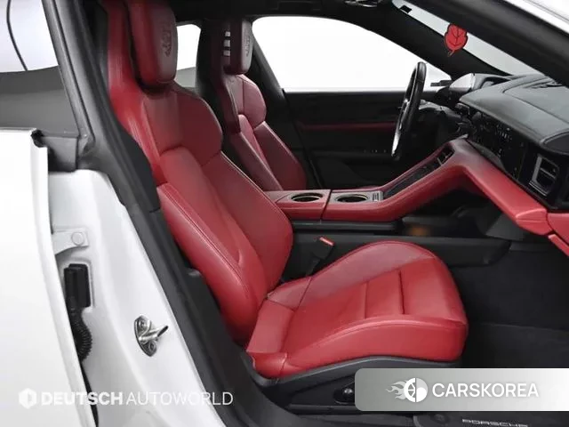 Porsche Taycan id 3502092 из Кореи 20