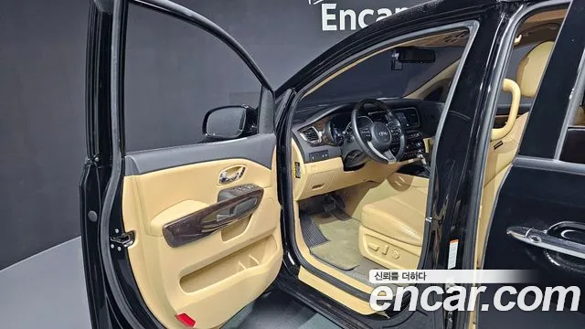 Kia The New Carnival id 2797548 из Кореи 20