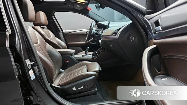 BMW X4 (G02) id 3885840 из Кореи 18