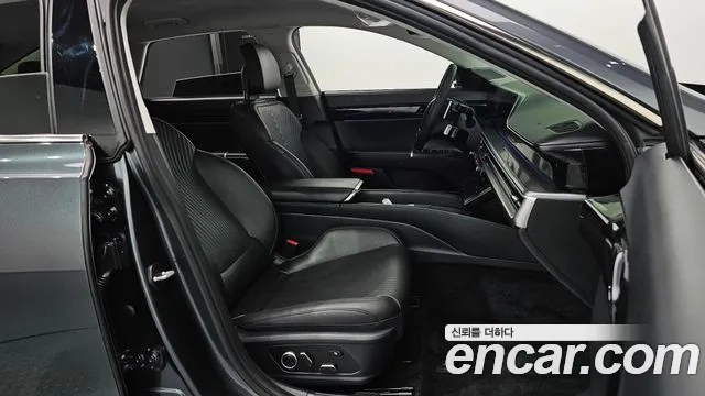 Hyundai Grandeur (GN7) id 2857907 из Кореи 20