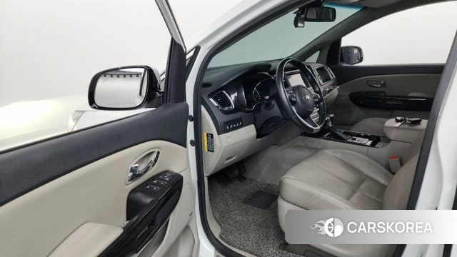 Kia The New Carnival id 4551610 из Кореи 38