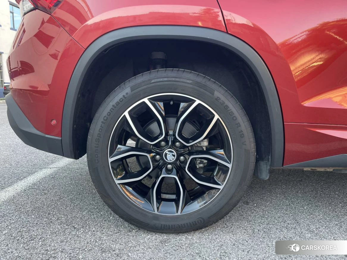 Skoda Kodiak GT id 4441381 из Китая 36