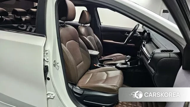 Kia Come New K3 id 3547634 из Кореи 20