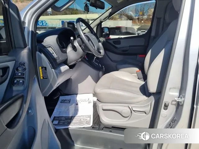 Hyundai The New Grand Starex id 3697871 из Кореи 18