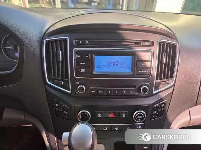 Hyundai The New Grand Starex id 3641679 из Кореи 17