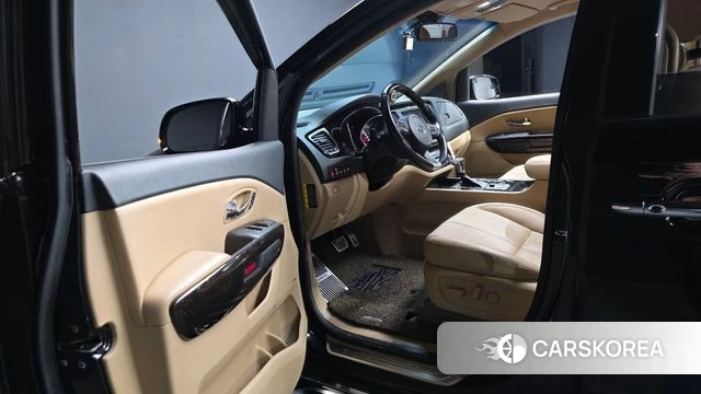 Kia The New Carnival id 3943004 из Кореи 20