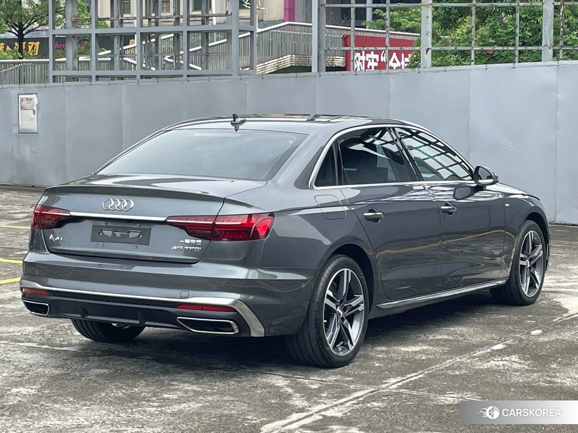 Audi A4L id 4512827 из Китая 28