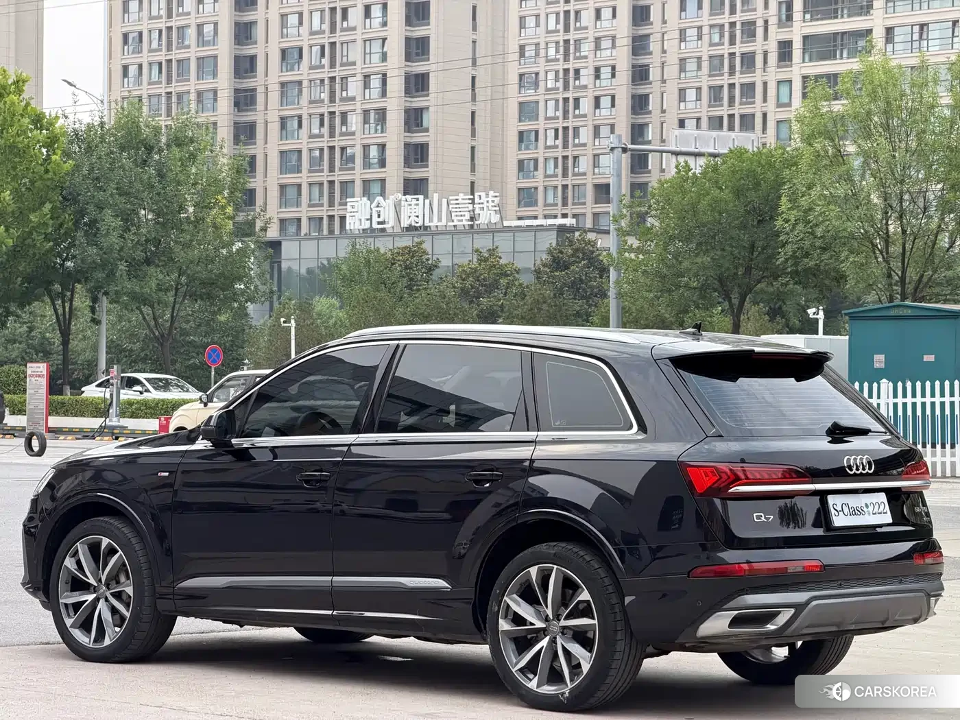 Audi Q7 id 4548345 из Китая 12