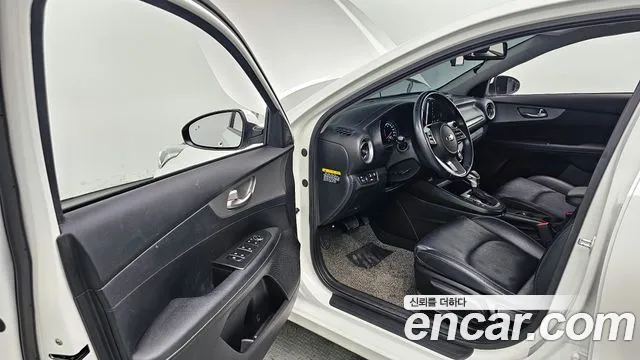 Kia Come New K3 id 2431762 из Кореи 20