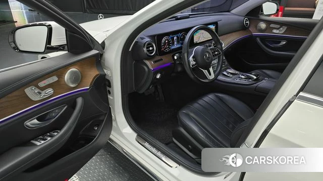 Mercedes-Benz E-Class W213 id 4304653 из Кореи 20