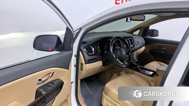 Kia The New Carnival id 3709130 из Кореи 20