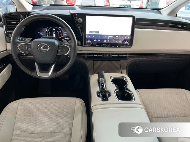 Lexus LM id 4262572 из Китая 22