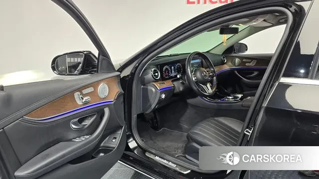 Mercedes-Benz E-Class W213 id 3422872 из Кореи 20