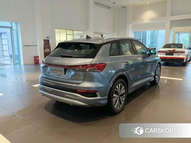 Audi Q4 e-tron id 3957643 из Китая 18