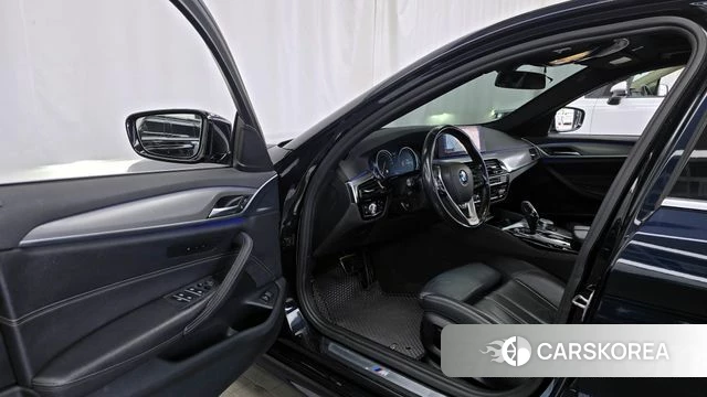 BMW 5 Series (G30) id 4311164 из Кореи 20