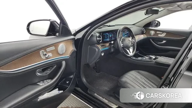 Mercedes-Benz E-Class W213 id 3198458 из Кореи 20