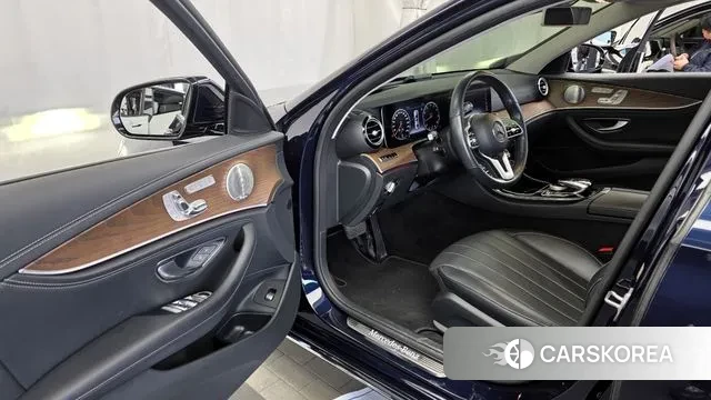 Mercedes-Benz E-Class W213 id 3356808 из Кореи 20