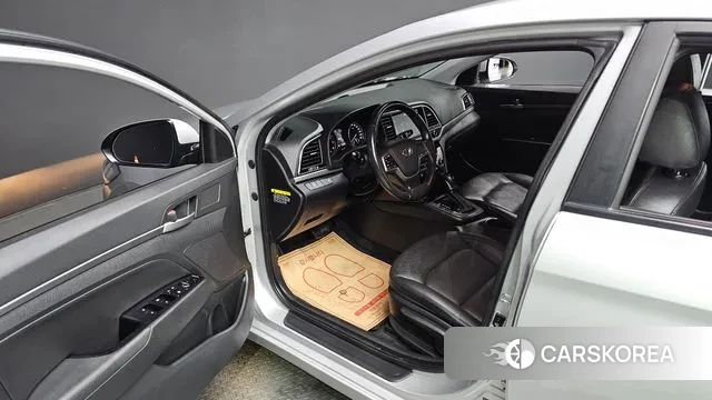 Hyundai Avante AD id 2892119 из Кореи 20