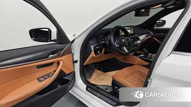 BMW 5 Series (G30) id 3600211 из Кореи 20