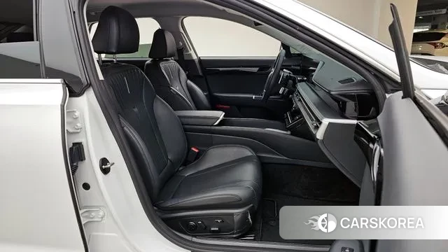 Hyundai Grandeur (GN7) id 3776302 из Кореи 20