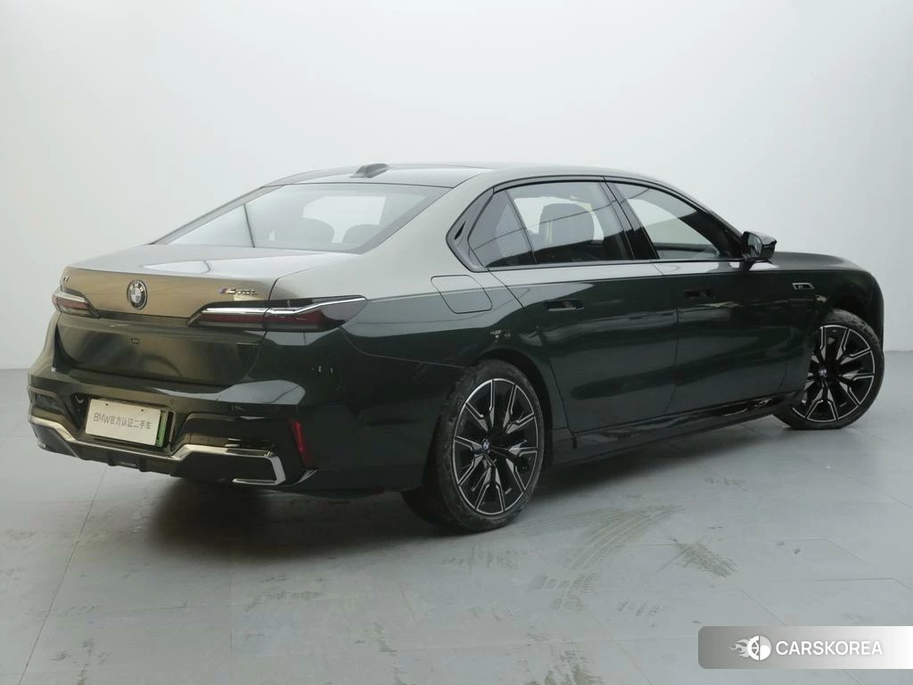 BMW i7 id 4452293 из Китая 18