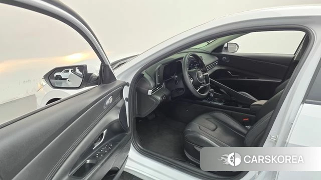 Hyundai Avante Hybrid (CN7) id 4922990 из Кореи 30