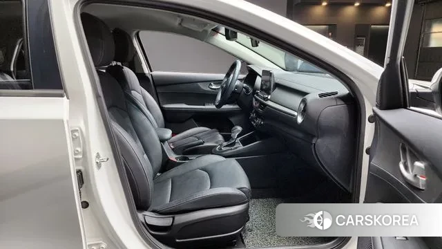 Kia Come New K3 id 3766372 из Кореи 20