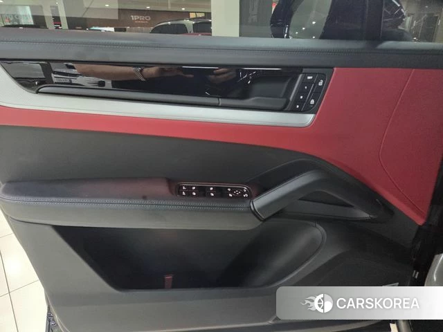 Porsche Cayenne (PO536) id 4480161 из Кореи 20