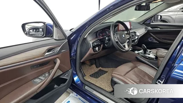 BMW 5 Series (G30) id 3464248 из Кореи 20