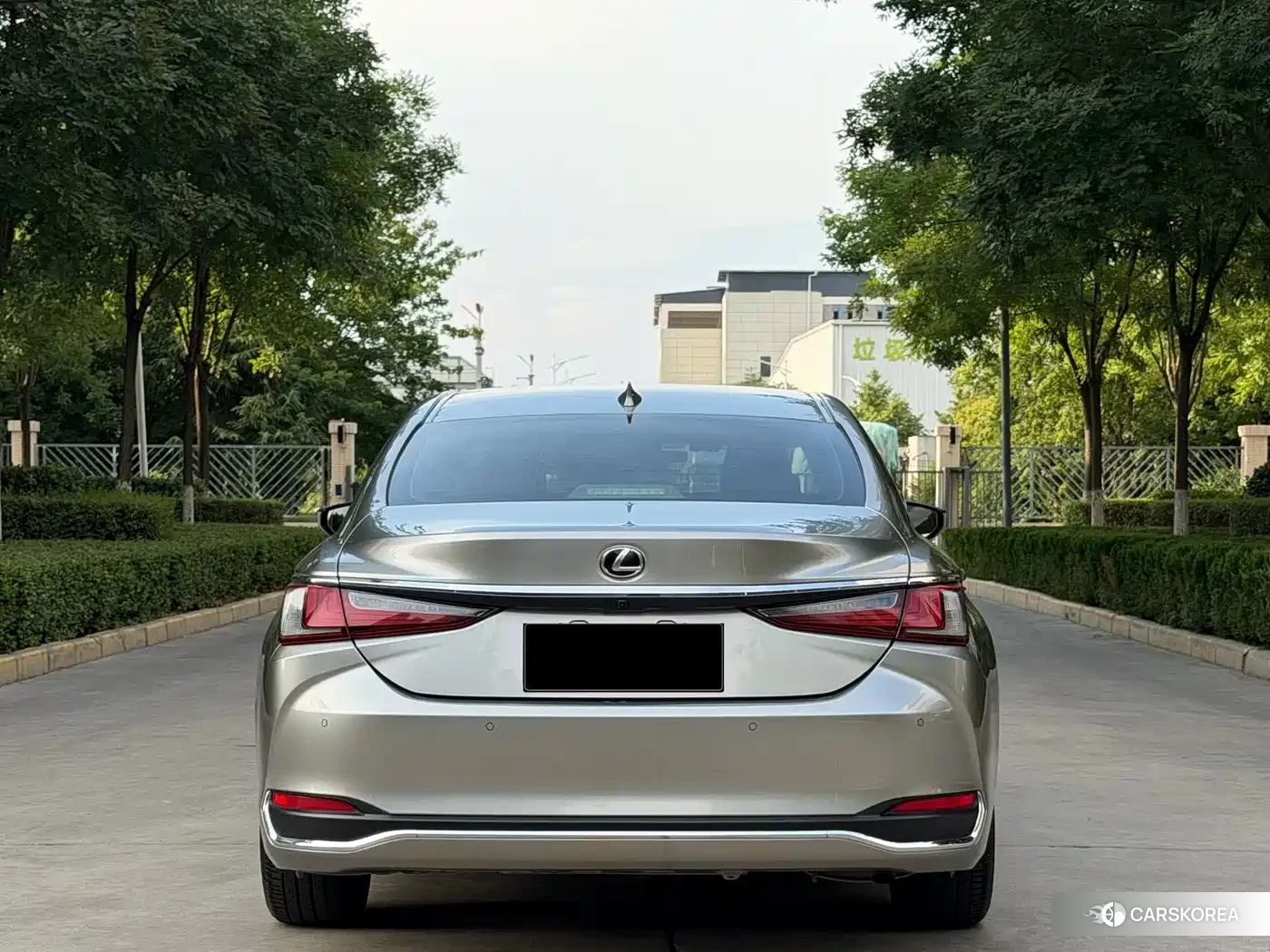 Lexus ES id 4576836 из Китая 19