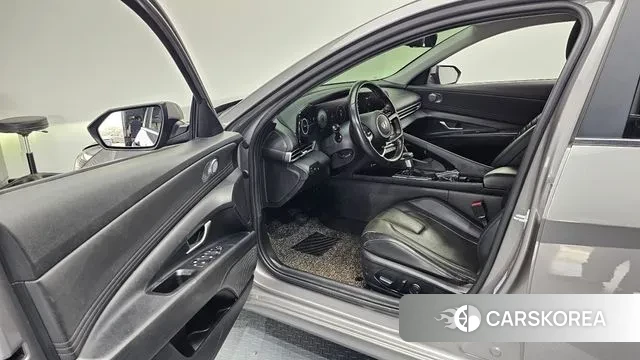 Hyundai Avante (CN7) id 3312193 из Кореи 20