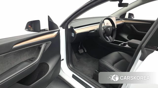 Tesla Model Y id 4177844 из Кореи 20