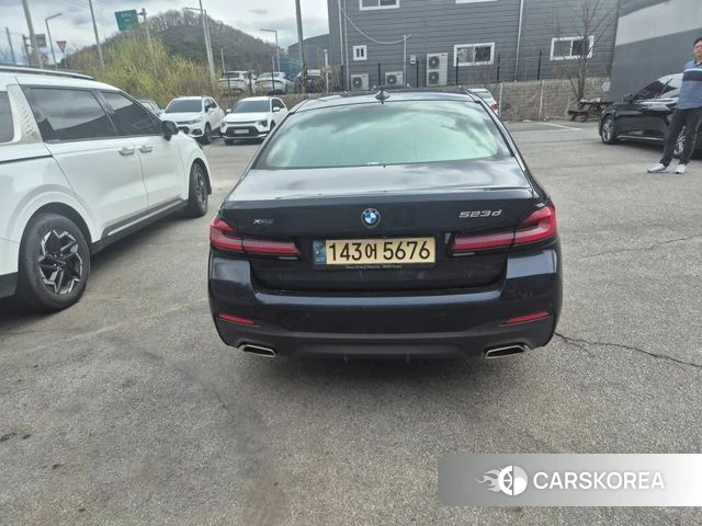 BMW 5 Series (G30) id 3872384 из Кореи 13