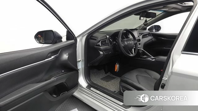 Toyota Camry (XV70) id 4650385 из Кореи 32