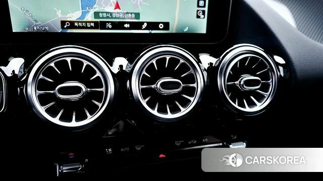 Mercedes-Benz GLA - Class H247 id 3807457 из Кореи 20