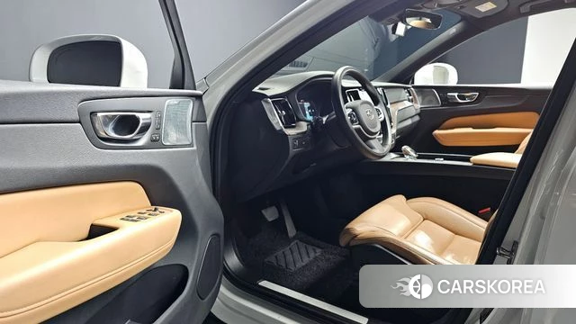 Volvo XC60 second Generation id 4593243 из Кореи 32