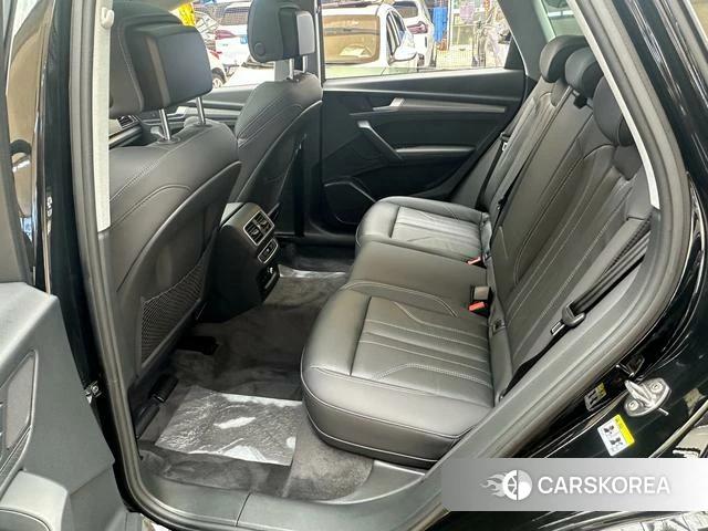 Audi Q5L id 4256719 из Китая 13