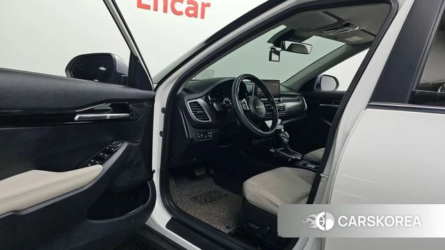 Kia Seltos id 4495018 из Кореи 33