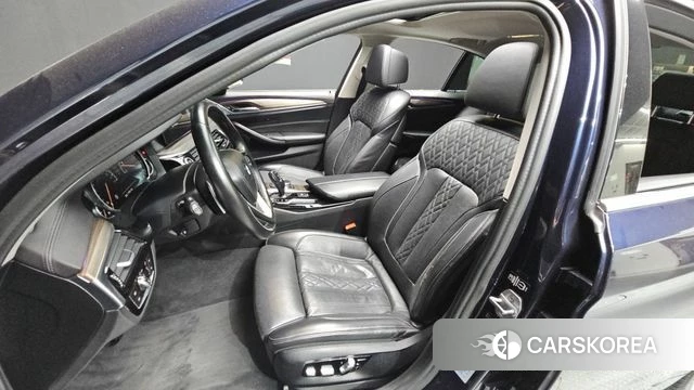 BMW 5 Series (G30) id 3845385 из Кореи 20