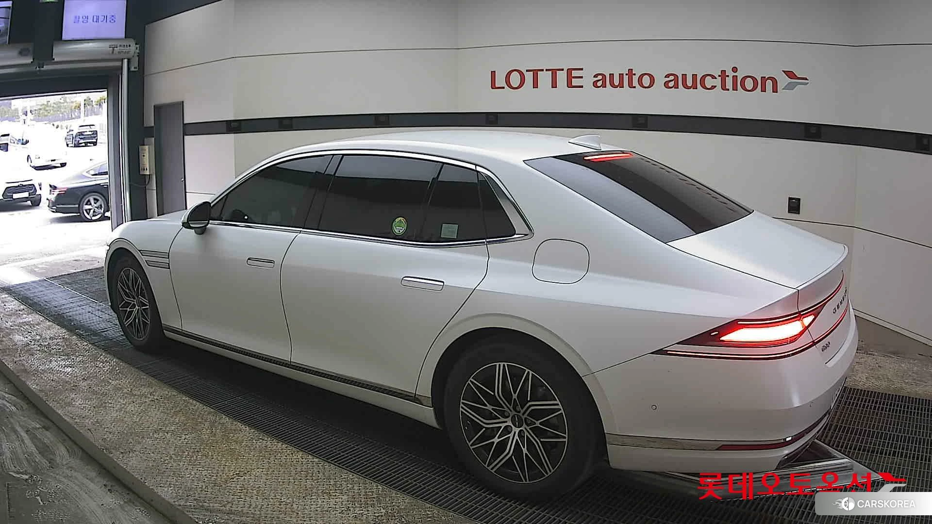 Hyundai G90 id 3869309 из Кореи 36