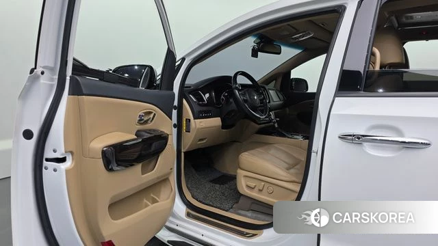 Kia The New Carnival id 3925062 из Кореи 20