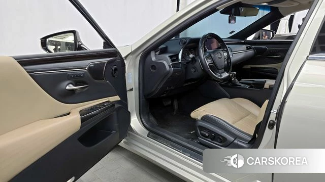 Lexus ES300h 7th generation id 4180437 из Кореи 20