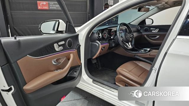 Mercedes-Benz E-Class W213 id 4759549 из Кореи 36