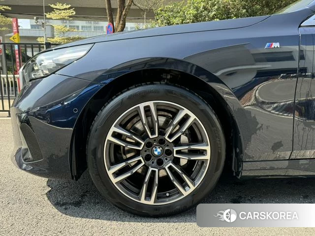 BMW 5 series id 4299543 из Китая 15