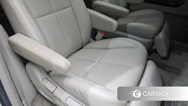 Kia The New Carnival id 4318000 из Кореи 20