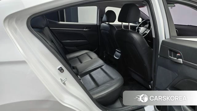 Hyundai Avante AD id 4180676 из Кореи 20