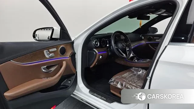 Mercedes-Benz E-Class W213 id 3777702 из Кореи 20