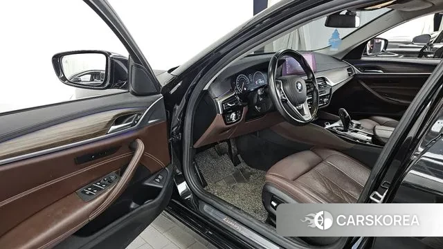 BMW 5 Series (G30) id 3134335 из Кореи 20